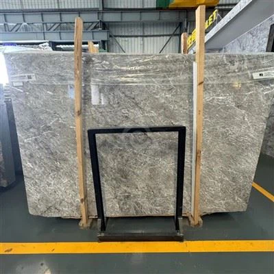 Tapınak gri taş gri mermer levhalar